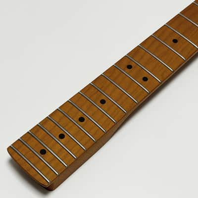 Strat Guitar Neck 22 Frets, 25.5'' Roasted Canada Maple ST Guitar Neck with Radius 9.5'' Fretboard for Stratocaste Guitar Parts Replacement (Roasted Maple) image 7