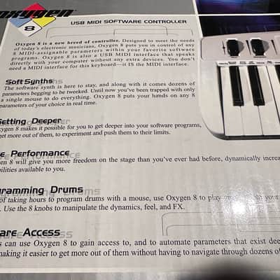 M-Audio Oxygen 8 25-Key MIDI Controller Keyboard 2002 - 2005 - Silver image 15