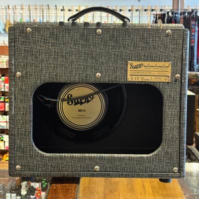 Supro 1695T Black Magick 25-Watt 1x12" Guitar Combo  - Black Rhino image 4
