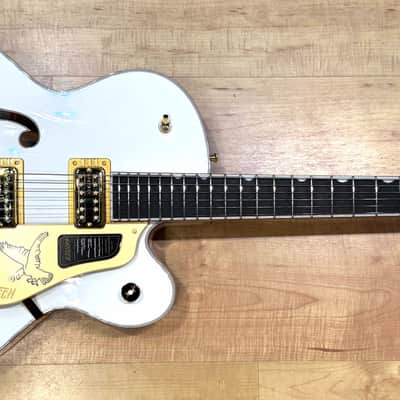 Gretsch Falcon Hollow Body Single-Cut with String-Thru Bigsby and Gold Hardware 2025 - White image 2