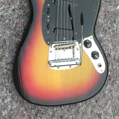 Fender Mustang 1978 - Sunburst Rosewood Fingerboard MINT | Reverb