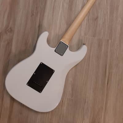 2025 Elite ® Strat Pro Style Guitar " Classic White & Black " , SUPER Pickups® w/ Z-Mule Pups image 5
