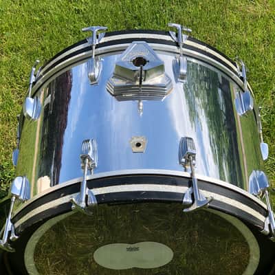 1988 Ludwig COW 22" Classic Maple Bass Drum 6-Ply - Chrome Over Wood image 3