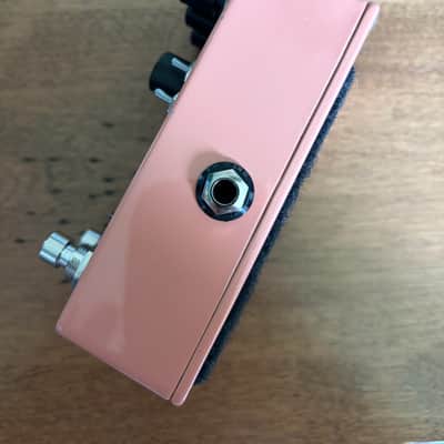 Walrus Audio Kangra Filter Fuzz 2019 - Pink image 2