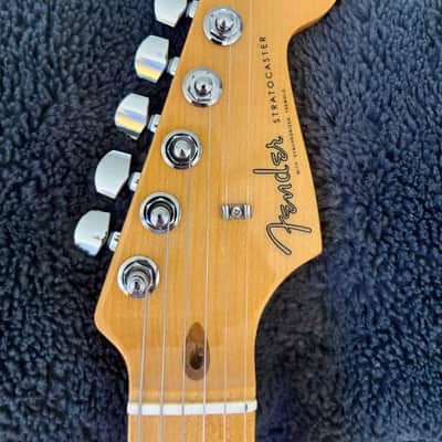 Fender Rarities Series Flame Koa Top American Original '50s Stratocaster with Maple Fretboard 2019 - Natural image 10