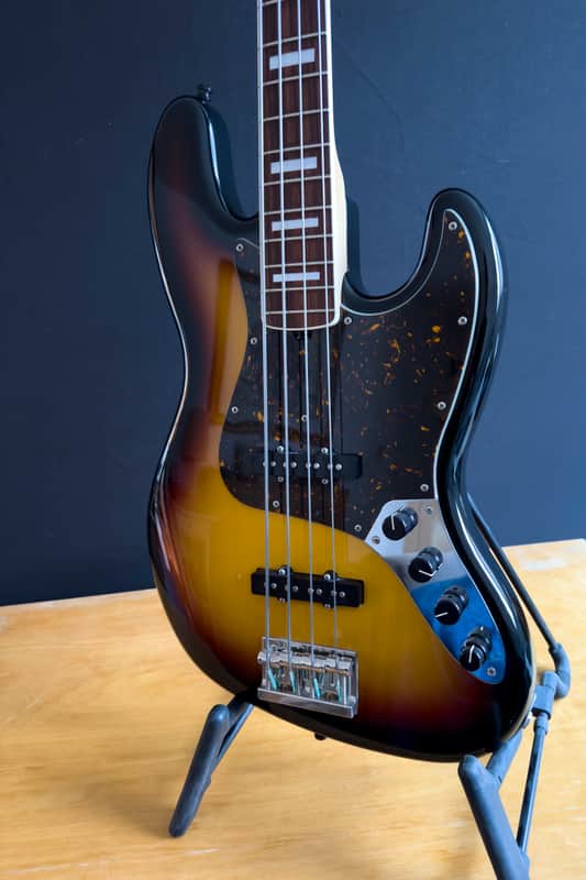 Sadowsky MetroLine UV70 Japan | Reverb