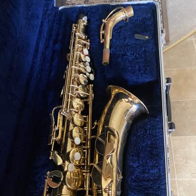 Conn Alto sax 1991 Gold good image 1
