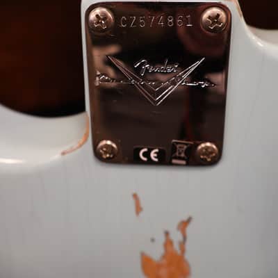 Fender '62 Stratocaster Relic-CC Faded Aged Daphne Blue image 7