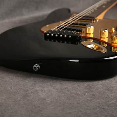 Fender 1989 Stratocaster Plus - Black & Gold - 2nd Hand image 12