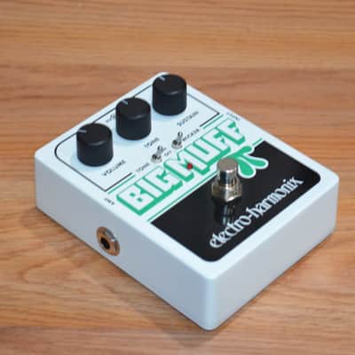 Electro-Harmonix Big Muff Pi with Tone Wicker Distortion / Sustainer image 8