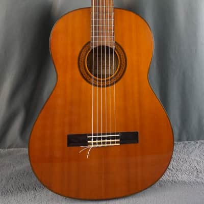 Yamaha G-225 Classical Guitar image 2