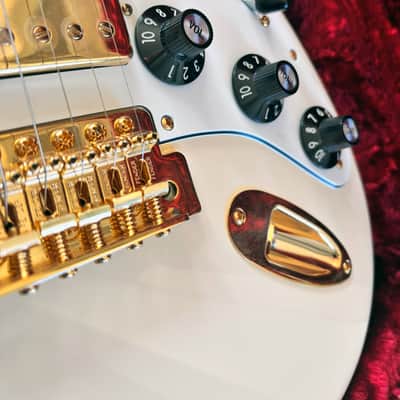 Fender Limited Edition Mahogany Blacktop Stratocaster HHH 2019 - Olympic White image 7