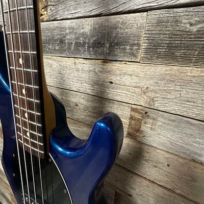Ernie Ball Music Man Sterling 4 H with Maple Neck & Rosewood Fretboard 2005 Blue Pearl image 5