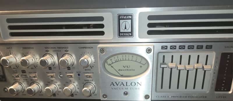 Avalon VT-747SP Stereo Compressor / EQ image 1