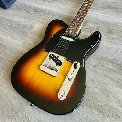 Fender Standard Telecaster 2025 - Present - 3-Color Sunburst image 1