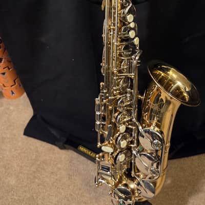 Selmer Aristocrat AS600 alto saxophone in good used condition. Includes mouthpiece and case. image 4