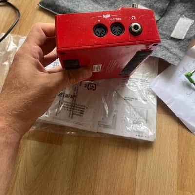Line 6 HX Stomp Limited Edition 2010s - Cosmic Red image 9