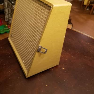 Audiomatic Empty vintage MCM speaker cabinet for 8" driver 1956 - gold woven cloth grill and alligator skin Tolex image 2