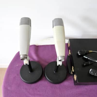 2 x Sennheiser MD 421-2 Cardioid Dynamic Microphones image 5
