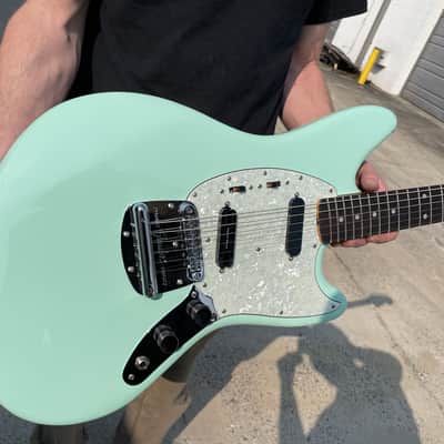 Fender Jagstang 2023 Surf Green Imron Mustang Jaguar Kurt Cobain image 3
