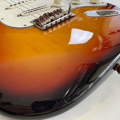Fender Stratocaster ST-62 crafted in Japan 2004-2005 Sunburst image 8