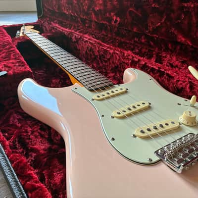 Fender American Original '60s Stratocaster with Rosewood Fretboard 2020 - 2022 - Shell Pink image 3