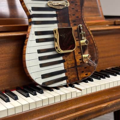 Gepettos Guild Piano Guitar image 3