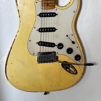 Fender Yngwie Malmsteen  Signature Stratocaster with Maple Fretboard 1987 - 1997 - Vintage White image 5