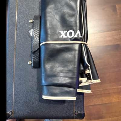 Vox V1241 Kensington Bass 22-Watt 1x15" Bass Combo 1968 - Black image 10
