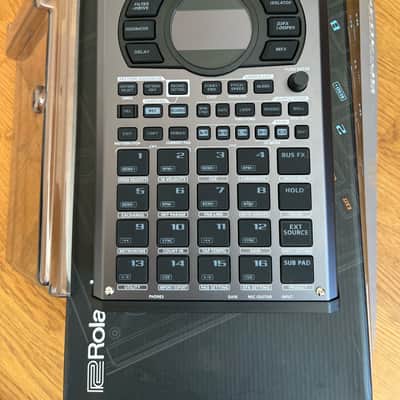 Roland SP-404MkII 2021 - Present - Gray