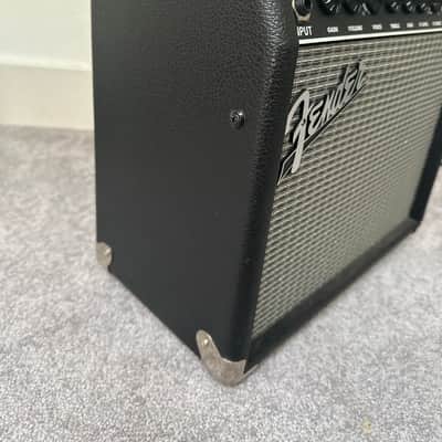 Fender Champion 20 20-Watt 1x8" Guitar Practice Amp 2013 - 2024 - Black image 2