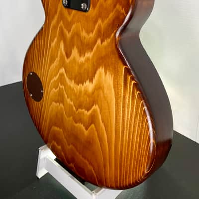Electric BearCub™ mini travel guitar image 10