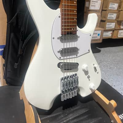 Ibanez Ichika Signature ICHI10 Electric Guitar - Vintage White Matte image 2