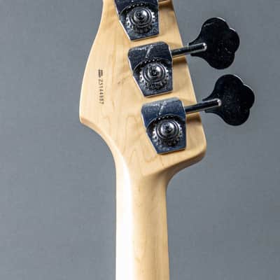 Fender American Jazz Bass 2005, Sunburst image 7
