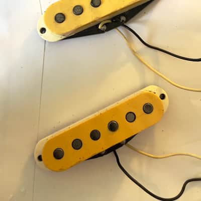 Fender Fender made in Japan guitar pickups 1987 Crème image 1