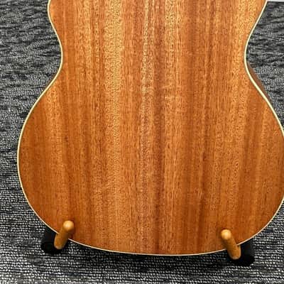 Larrivée OMV-40 with Mahogany, Sitka Spruce & L.R. Baggs Stagepro Element Pickup image 19