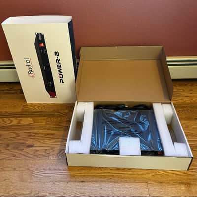 Radial Power-2 Surge Suppressor and Power Conditioner 2021 - Black image 4