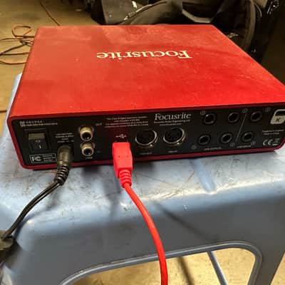 Focusrite Scarlett 6i6 USB 2.0 Audio Interface 2013 - 2016 - Red / Black image 3