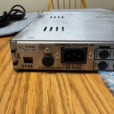 API 3124v 2022 - Black and Blue image 11