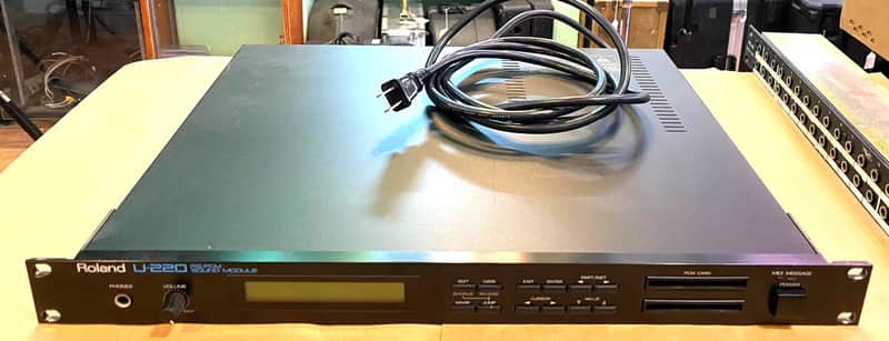 Roland U-220 RS-PCM Sound Module