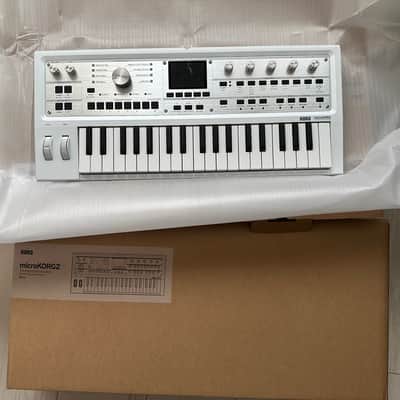 Korg MicroKORG 2 limited metallic 2024 - metallic image 4