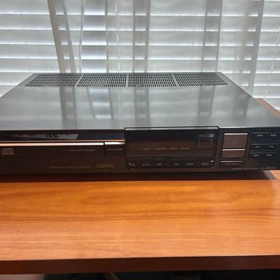 Sony Cdp-302es CD Player. Elevated Series. With REMOTE! See Video. image 1