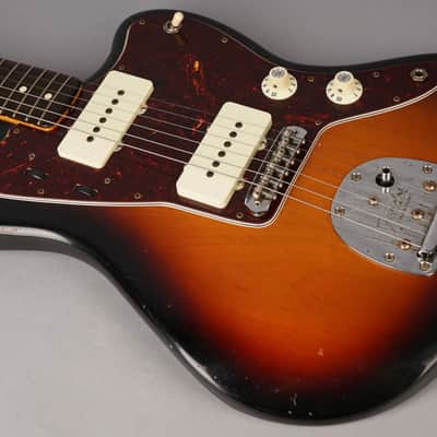 Fender Road Worn '60s Jazzmaster - 2015 - Sunburst w/HSC image 17
