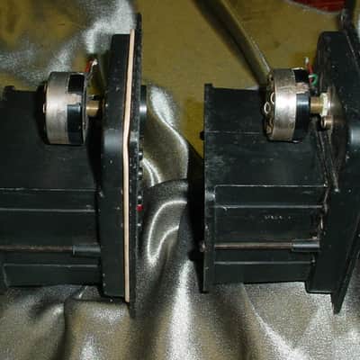 Pair of JBL N-7000 Crossovers used in Paragon, Metregon, SR8 Olympus & Sovereign image 4