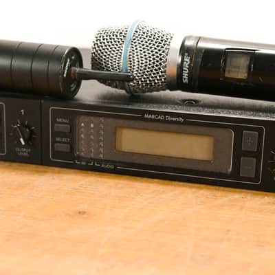 Shure U4D-J4 Wireless Receiver w/ two U2/BETA87A Handheld Mics - J4 Band CG01YHE image 3