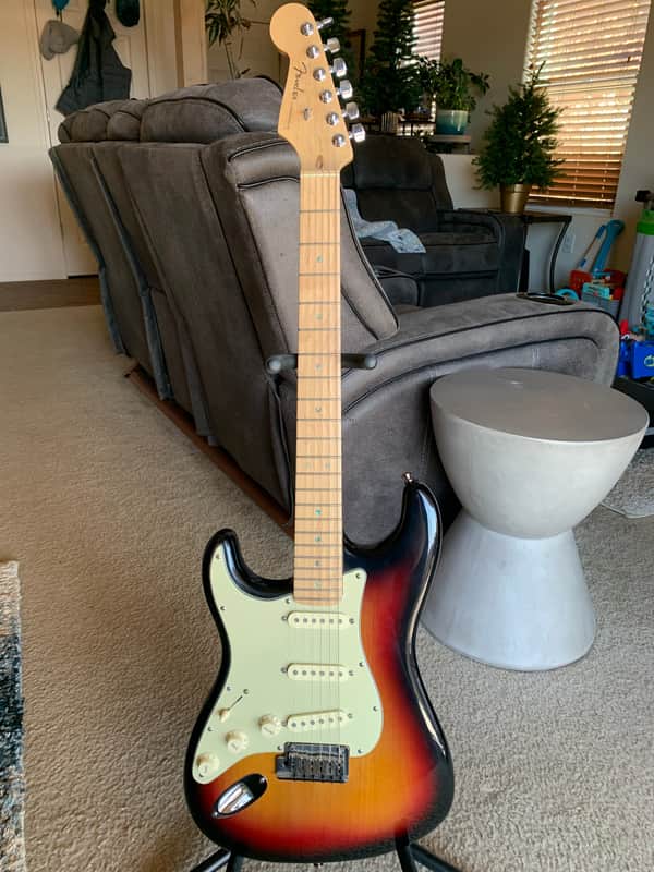 Lefty Fender Am Dlx Stratocaster 2005 - Starburst