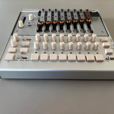 Korg Phase 8 Launch Edition image 5