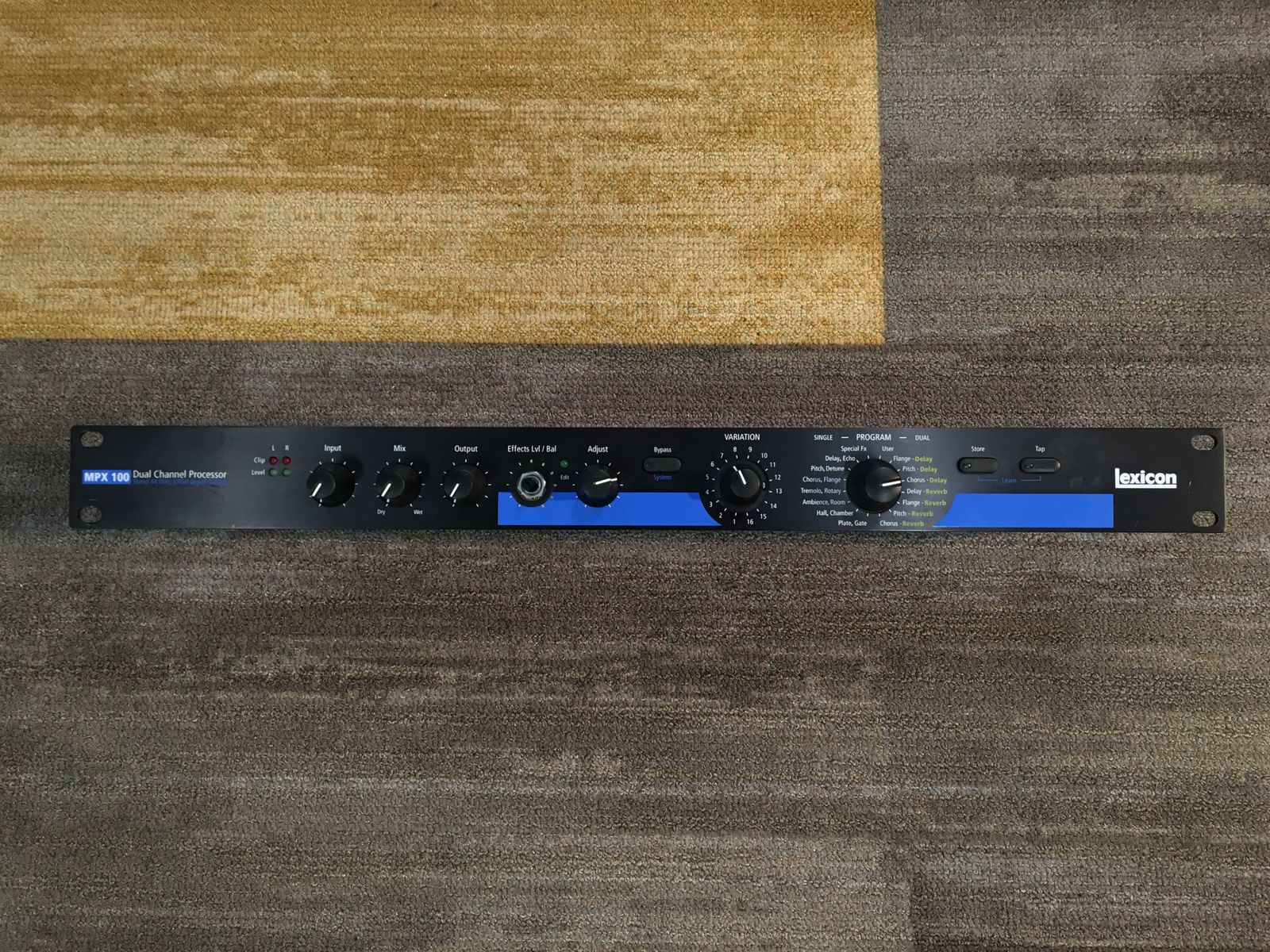 Lexicon MPX100訳あり Lexicon MPX 100 デュアルエフェクター Lexicon MPX-100 Dual Channel