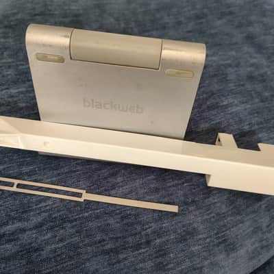 Yamaha "B" key for Motif 8, ES8, XS8, XF8, MO8, Montage 8, S90, S90ES, S90XS, S70XS, others