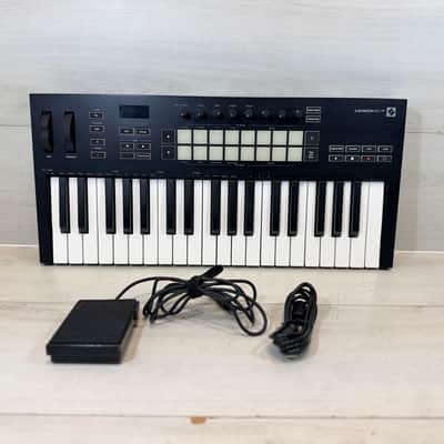 Novation Launchkey 37 MK3 37-Key MIDI Controller w/ Sustain Pedal & USB Cable 2020's